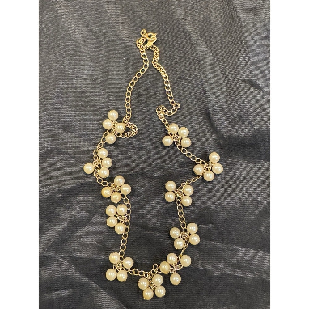 Vintage Avon Faux Pearl Cluster Necklace – Gold Tone Chain – 18"